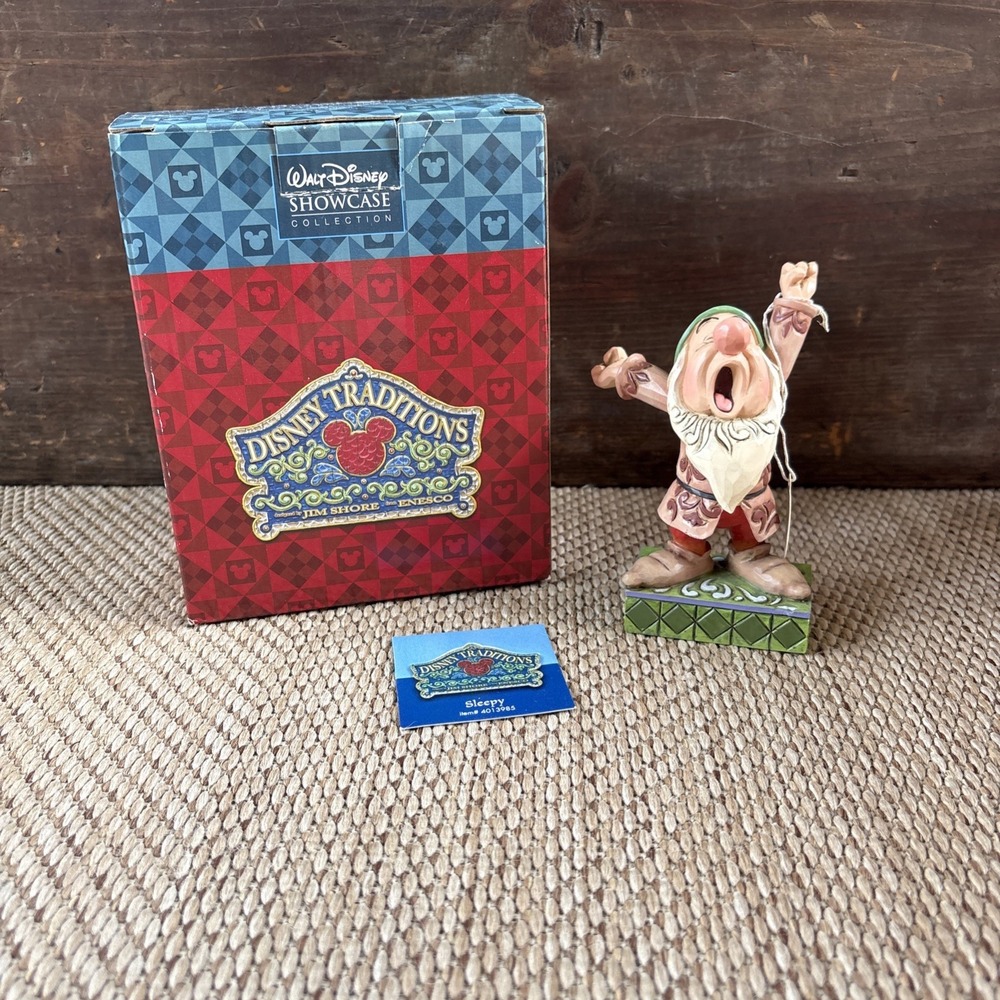 DISNEY TRADITIONS Jim Shore "SLEEPY" Snow White Dwarf  #4013985